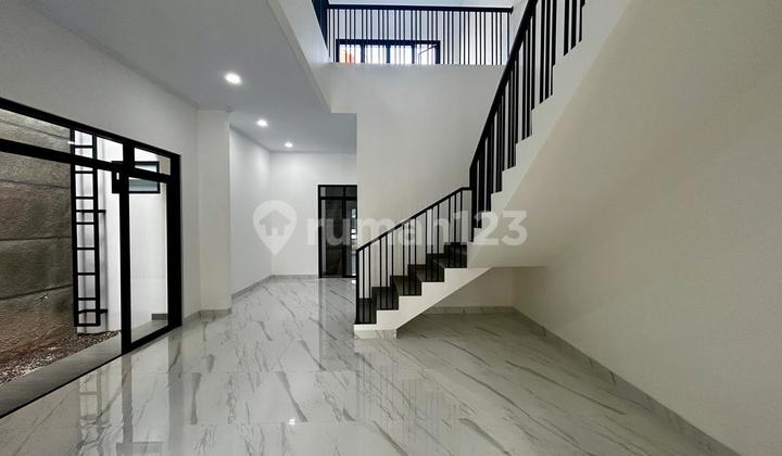 Dijual Rumah Baru Siap Huni di Villa Taman Meruya Jakarta Barat 2