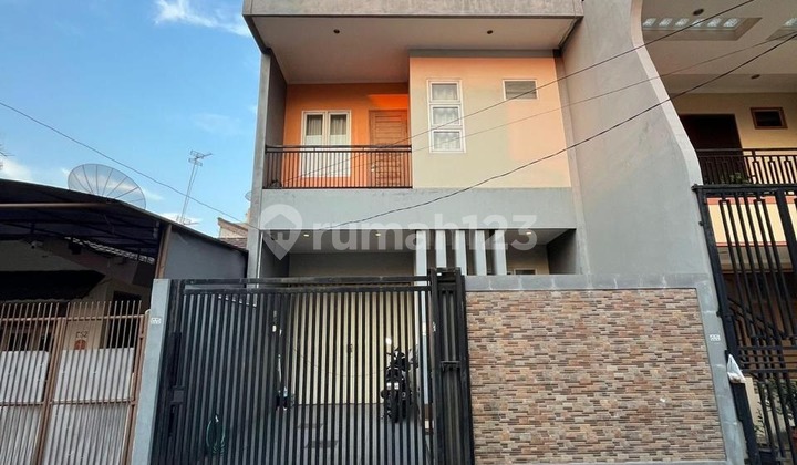 Dijual Rumah Siap Huni di Duri Kepa Jakarta Barat