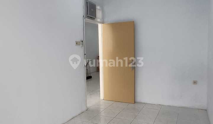 Dijual Rumah Siap Huni di Jelambar Jakarta Barat 2