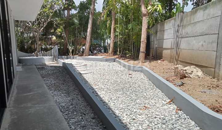 Dijual Cepat Villa Dancing Garden Nusa Dua Bali 2