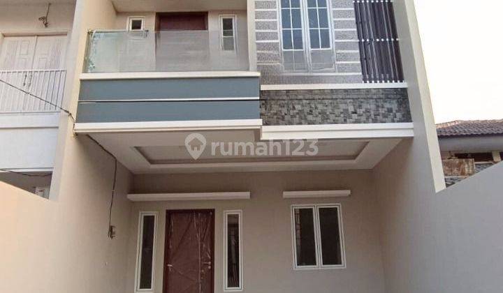 Rumah Baru 3 Lantai Siap Huni Grenville SHM 1