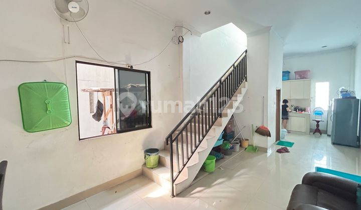 Dijual Rumah 2 Lantai Hook di Cengkareng Jakarta Barat