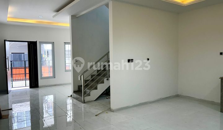 Dijual Rumah Baru Siap Huni di Tomang Mandala Jakarta Barat Dijual Rumah Baru Siap Huni di Tomang Mandala Jakarta Barat