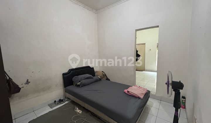 Dijual Rumah Hitung Tanah di Tomang Jakarta Barat 2