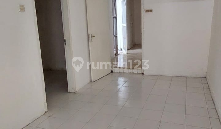 Disewakan Rumah Siap Huni di Tomang Mandala Disewakan Rumah Siap Huni di Tomang Mandala