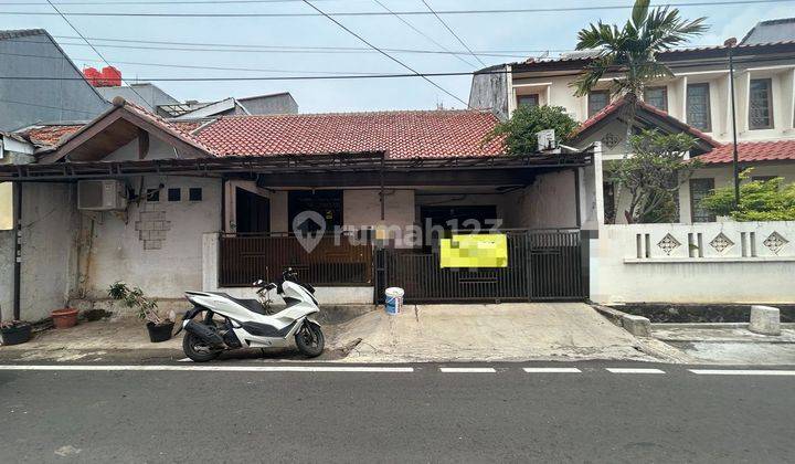 Dijual Rumah Hitung Tanah di Bendungan Hilir Jakarta Pusat 1