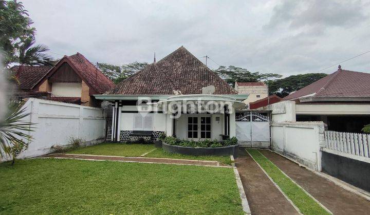 RUMAH SEWA ANTIK MODEL KOLONIAL BELANDA DI AREA GUNUNG GUNUNG KOTA MALANG 1