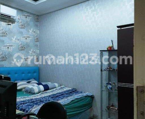 Jual Rumah Dengan Bangunan 2,5 Lantai Citra Gran Cibubur 10