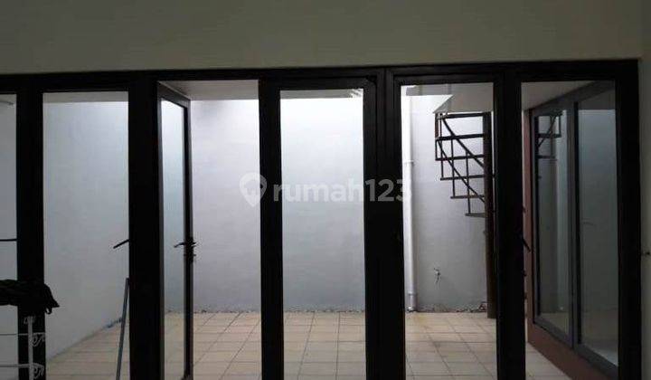 Dijual Rumah 1,5 Lantai Citra Gran Cibubur 2