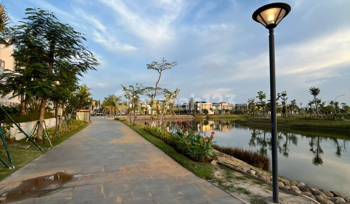 For Sale Beautiful House with Lake View Brand New Corner Lot 10X25 (13X25) 2