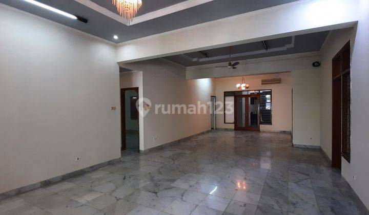 Dijual Rumah Prime Area Jl Erlangga Kebayoran Baru Jak Sel 2