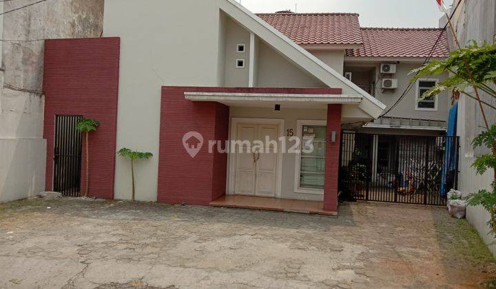 Rumah 2 Lantai di Jl Cililin Kebayoran Baru Jakarta selatan 1