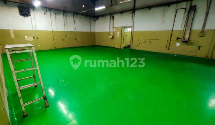 Quick sale (negotiable until done) land and ex-factory building (Kemis market). Quick sale (negotiable until done) land and ex-factory building (Kemis market).