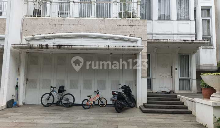 Di Jual Lelang Cash Only Rumah di BSD. Greenwich Patk Cluster Whitsand