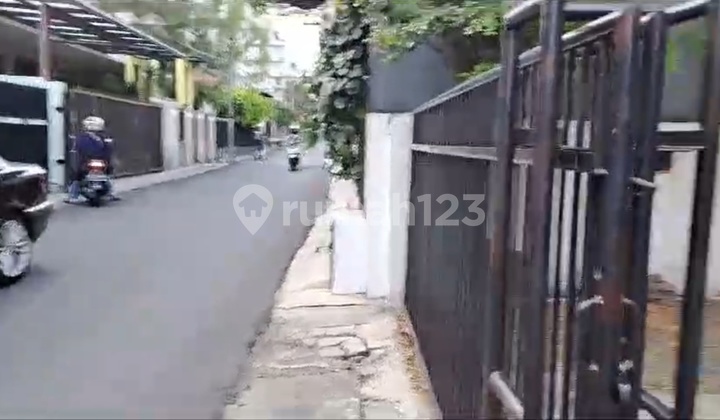 Rumah Siap Huni di Kawasan Hunian Strategis Jalan Muararajeun Supratman Pusat Kota Bandung , Dekat Gedung Sate dan Kampus Unpad/Itb