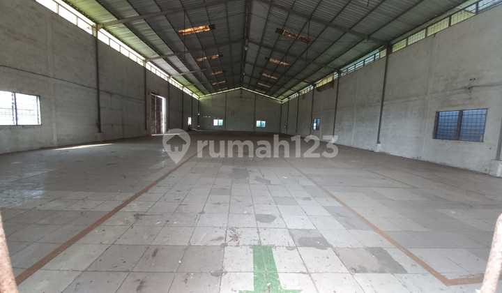 Gudang di Purwakarta Jawa Barat, Lokasi Strategis