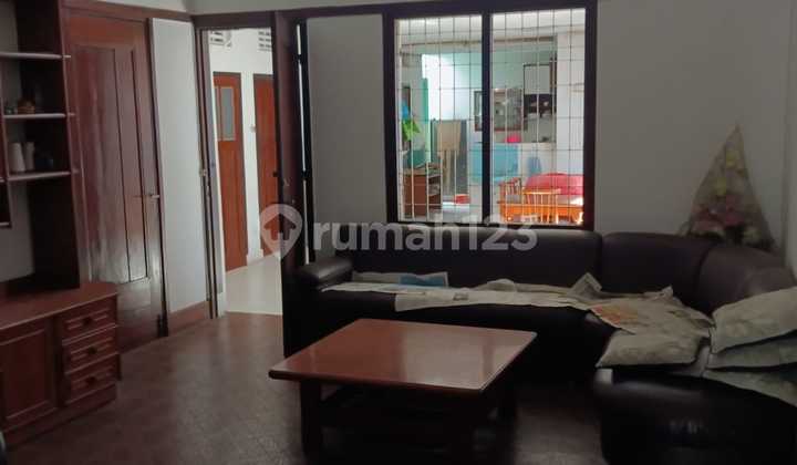 Rumah Tengah Kota Bandung Cocok untuk Investasi