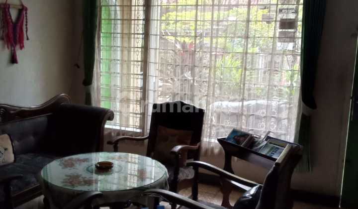 Rumah SHM di Pusat Kota Bandung Cocok untuk Dibuat Usaha Rumah SHM di Pusat Kota Bandung Cocok untuk Dibuat Usaha