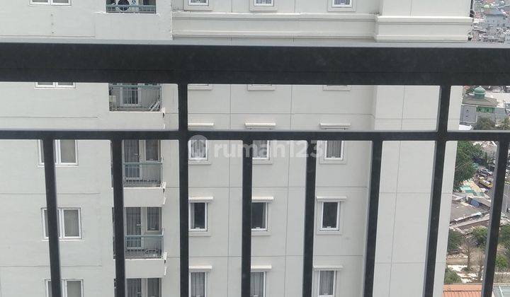 Disewakan Apartemen Grand Palace 3br 96m 2