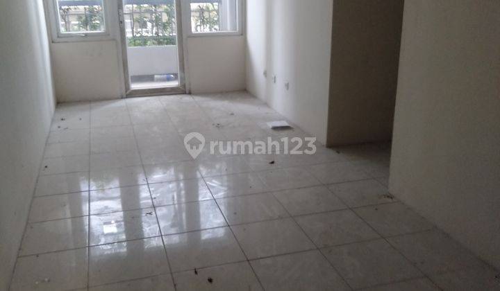 Disewakan Apartemen Grand Palace 3 Br.  2