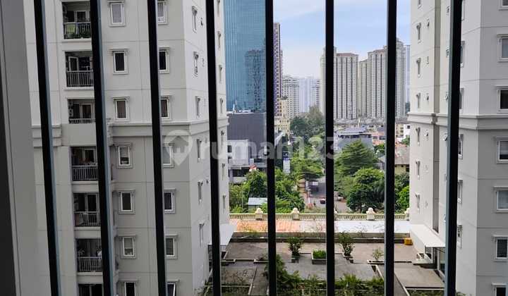 Jual cepat apartemen grand palace kemayoran. 3BR  2