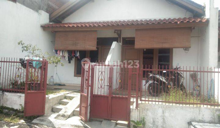 Rumah Strategis Dekat Pintu Tol di Semarang Barat, Semarang 5