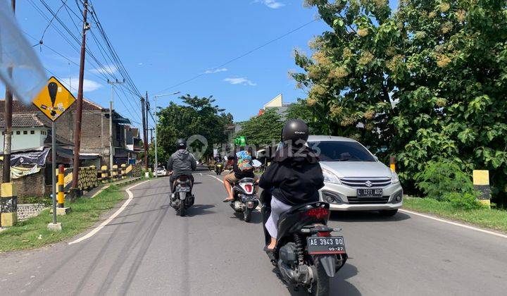 Tanah Madiun, Serayu, 200 M Sman 4 Madiun  2