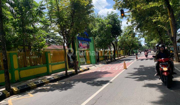 Tanah Madiun, Serayu, 200 M Sman 4 Madiun  2