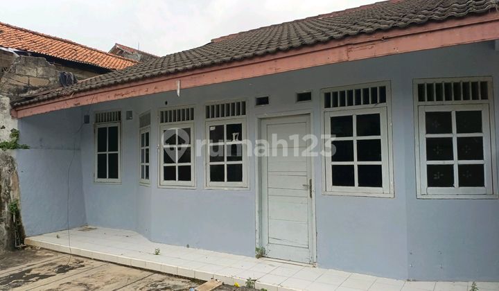 For Rent Rumah bisa untuk Usaha di Pesanggrahan
