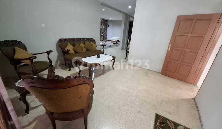 For Rent Ready-to-Occupy House Near Block A in Kebayoran Baru For Rent Ready-to-Occupy House Near Block A in Kebayoran Baru