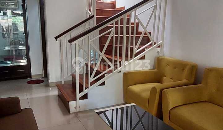 For Sale Rumah Komplek Siap Huni di Kebayoran Lama 2