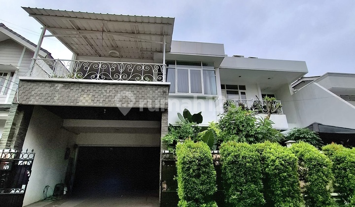 For Sale Rumah Komplek Lingkungan Tenang dan Nyaman di Kebayoran 2
