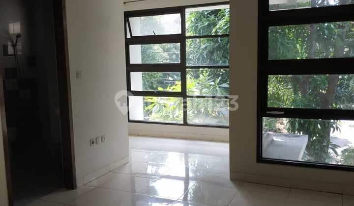 For Rent House Strategic Location in South Jakarta 2
