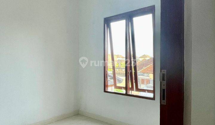 Rumah 2 Lantai Bagus di Pemogan, Denpasar 9