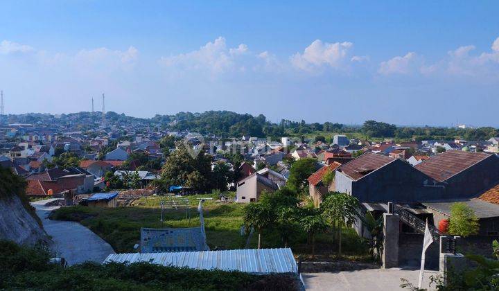 Rumah view menakjubkan di Bukit Flamboyan, Sendangmulyo 1