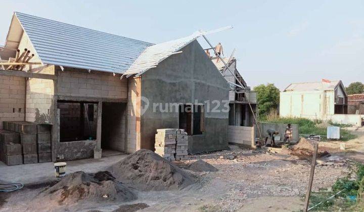 Rumah lebar 8 meter di tembalang, Sendangmulyo, flamboyan 1