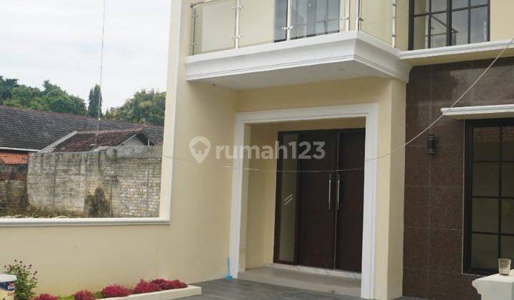 Rumah 2 Lantai Bagus SHM di Ringgomulyo, Tuban 19