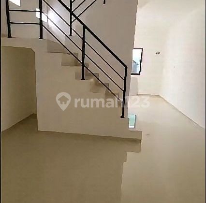 Rumah baru 3 lt di jelambar d jual cepat siap huni 2