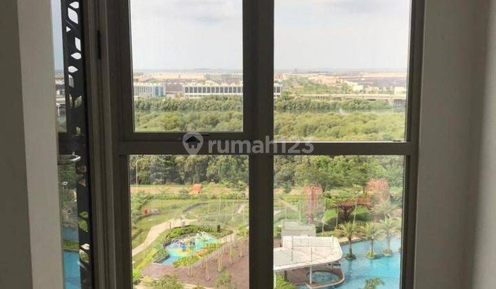 Gold coast 1br semi furnish view laut di jual cepat 1