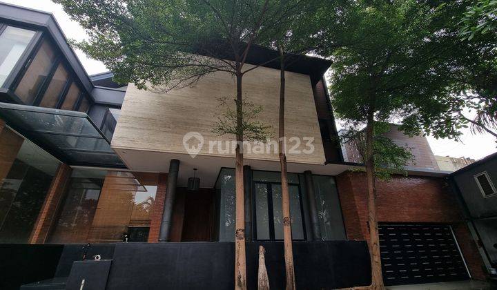 Rumah Mewah 2 Lt  Kebayoran Ada Pool Siap Huni Di Jual Cepat 1