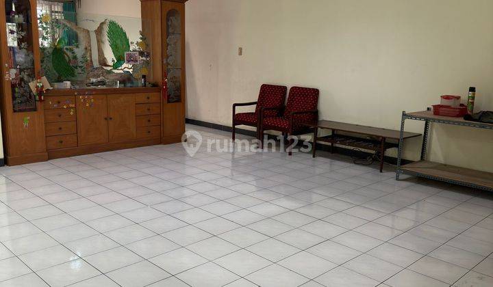 Rumah d pik 2 lantai d sewakan siap huni 1