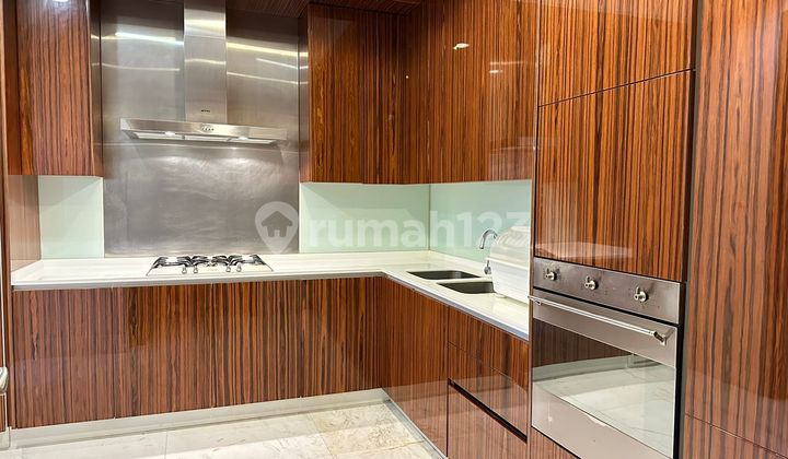 Botanica Apartemen 3br Furnish Mewah Siap Huni D Sewakan