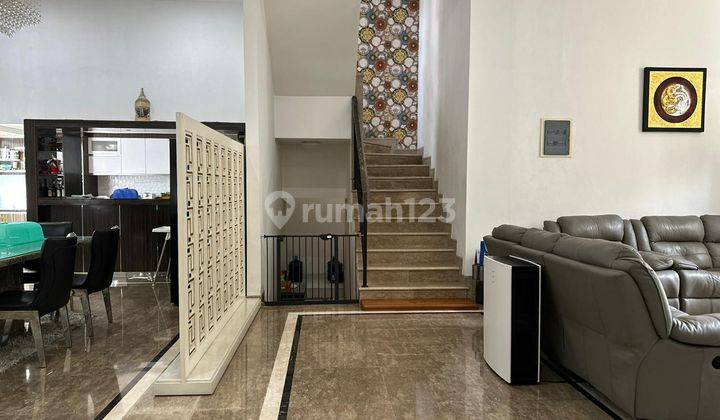 Rumah Cantik Hoek 2.5 Lt Marmer Siaphuni D Jual Cepat 2