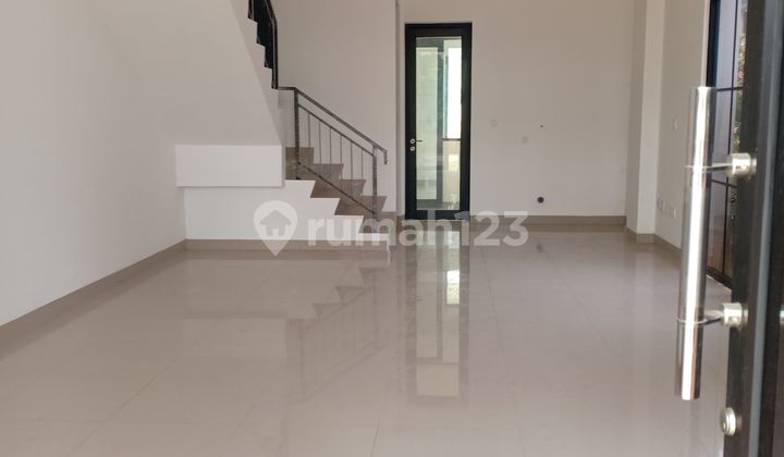 Rukan Osaka Depan Jalan 3lt Brand New Di Sewakan Siap Pakai