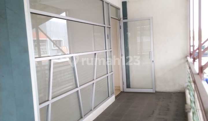 Strategic Shop House Minimalist Price