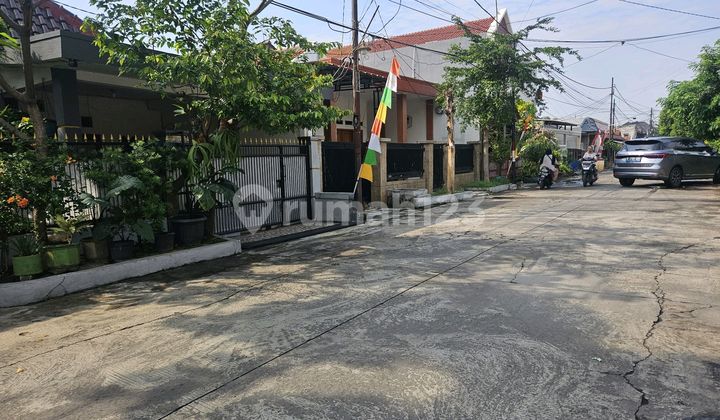 Rumah Strategis Tengah Kota Bekasi 2