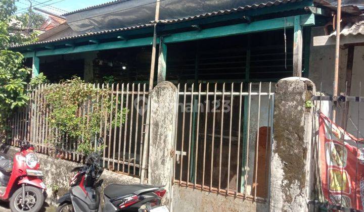 Dijual Rumah Cocok Untuk Kost2an di Belakang Carolus 2