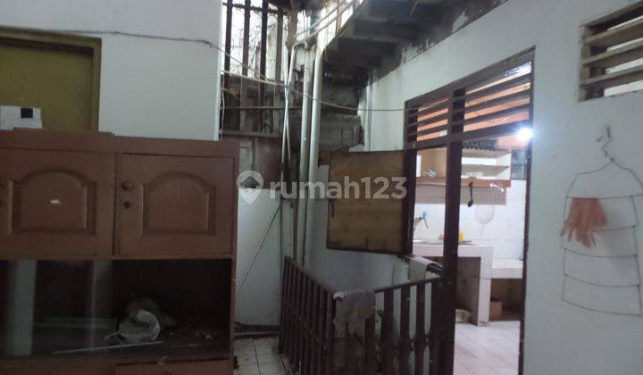 Dijual Rumah Cocok Untuk Kos kosan di Jalan Sumur Batu Cempaka Baru Jakarta Pusat 2