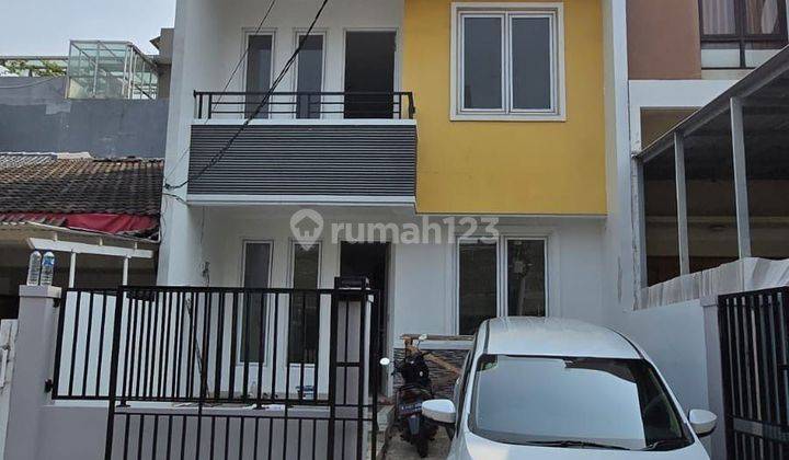 Rumah 2 Lantai Di Kelapa Gading Permai Jakarta Utara

 1