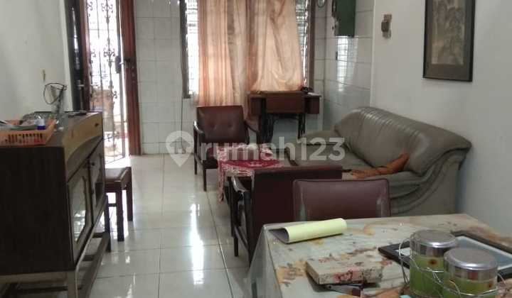 Disewakan, Rumah Standart 1Lt Mezzanine Di Sunter Indah 2